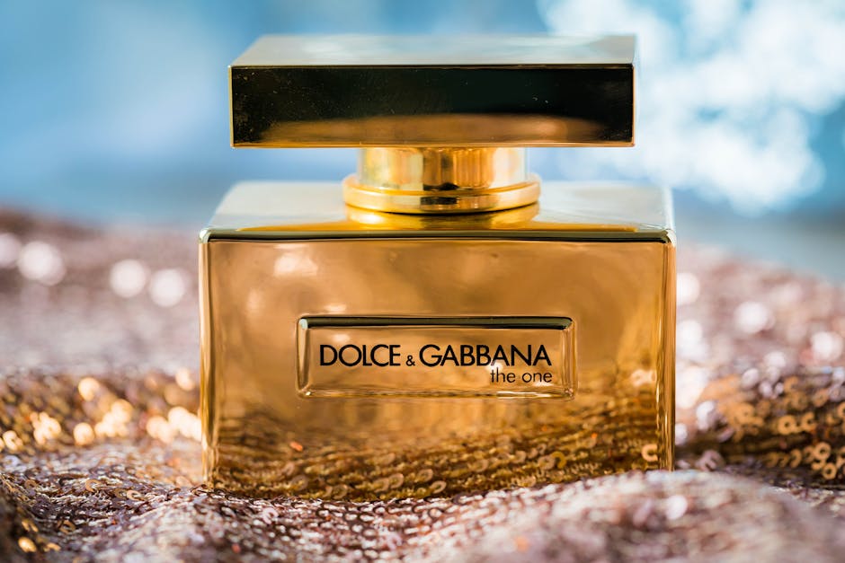 Fragrance X: Discover the Ultimate Scent Experience 3 https://example.com/how-to-apply-fragrance-x.jpg