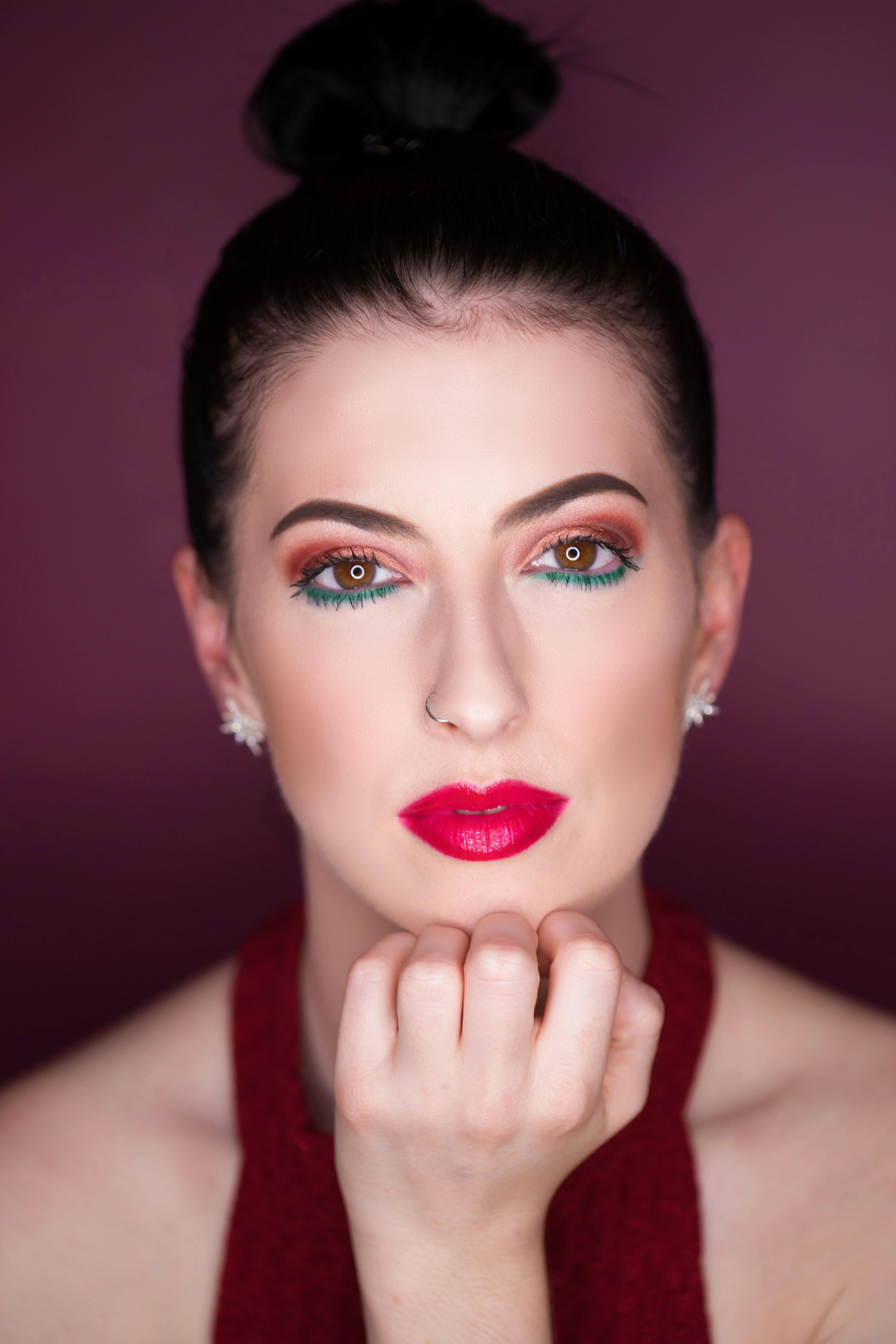 https://example.com/safe_methods_to_fade_eyebrows.jpg